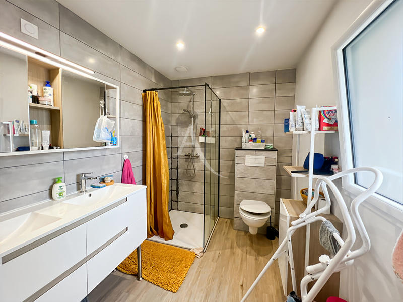 Maison - 90 m² - 3 pièces