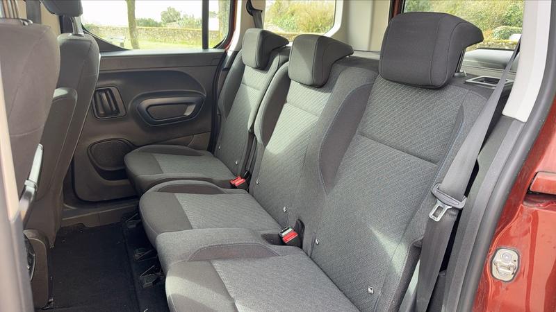 Peugeot Rifter 1.5 BlueHDi 130 Eat8 Allure