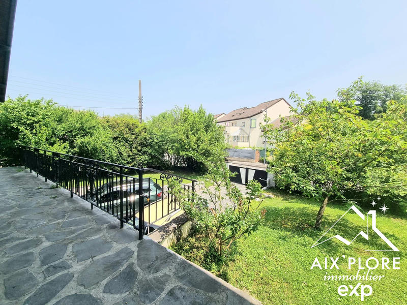 Maison - 194 m² - 8 pièces