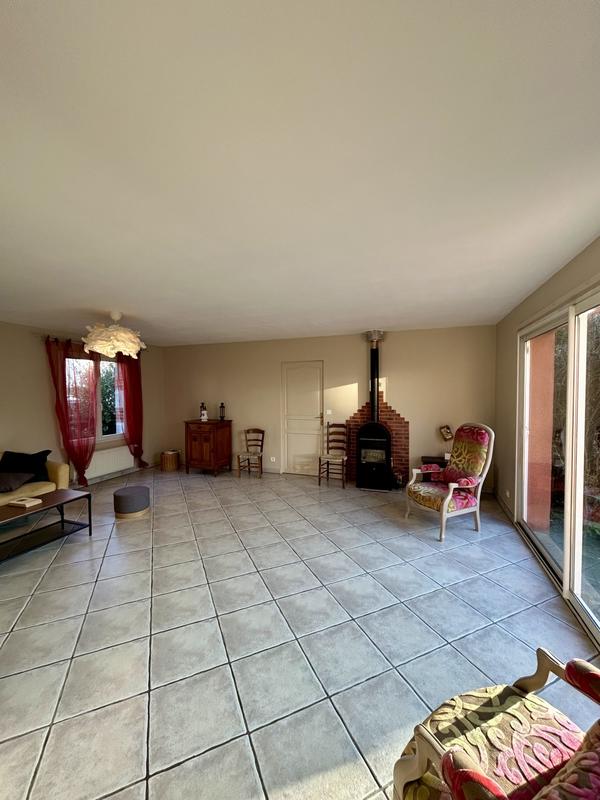 Maison - 143 m² - 7 pièces