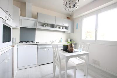 Maison - 191 m² - 6 pièces