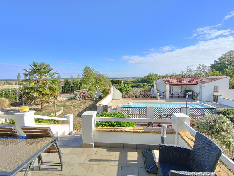 Maison - 106 m² - 6 pièces