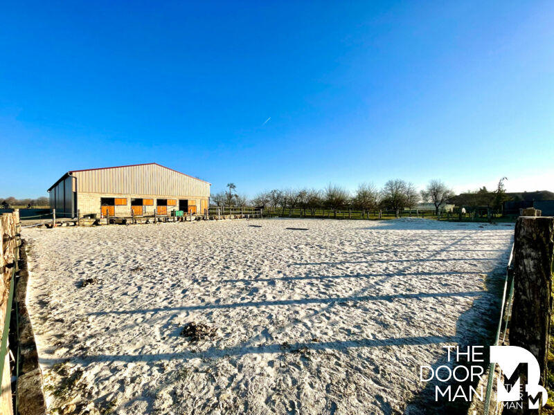 Ferme - 500 m² - 2 pièces