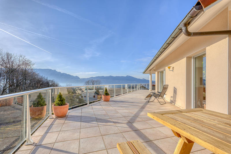 Villa - 250 m² - 5 pièces