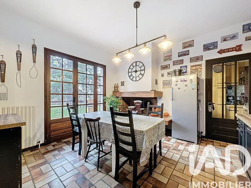 Maison - 193 m² - 8 pièces