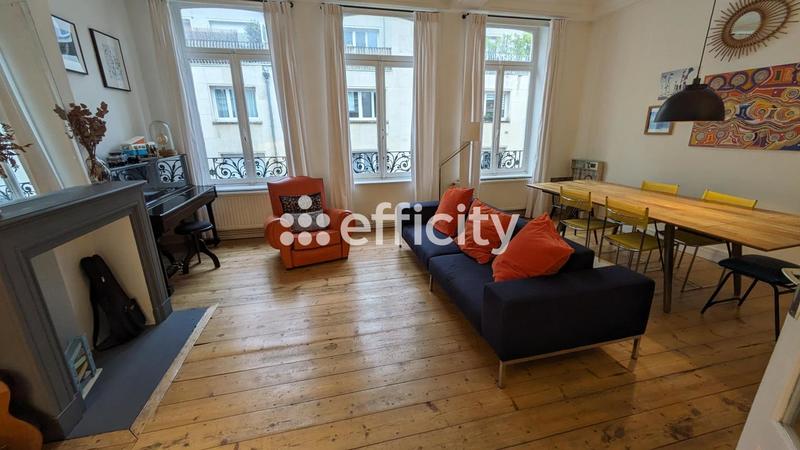 Appartement - 96 m² - 3 pièces