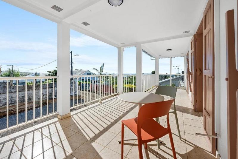 Maison - 297 m² - 14 pièces