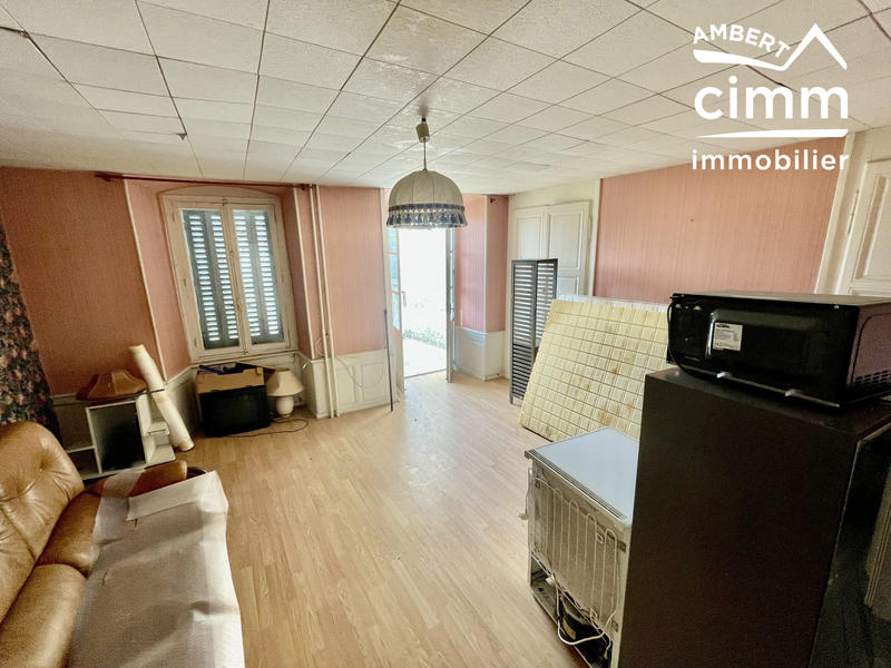 Maison - 136 m² - 10 pièces