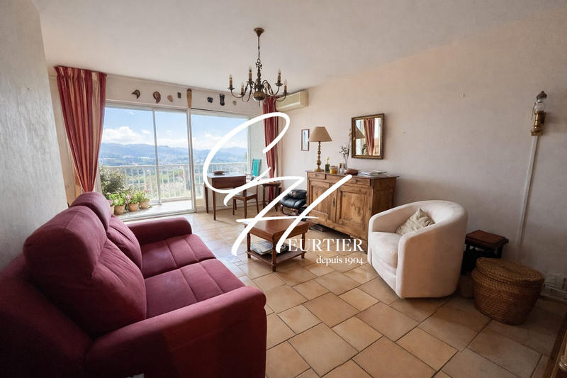 Appartement - 87 m² - 4 pièces