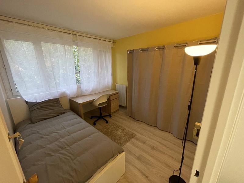 Appartement - 97 m² - 6 pièces