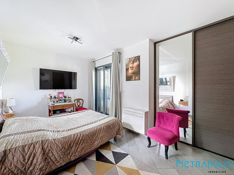 Appartement - 120 m² - 4 pièces