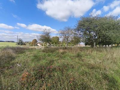 Terrain constructible - 1 115 m²