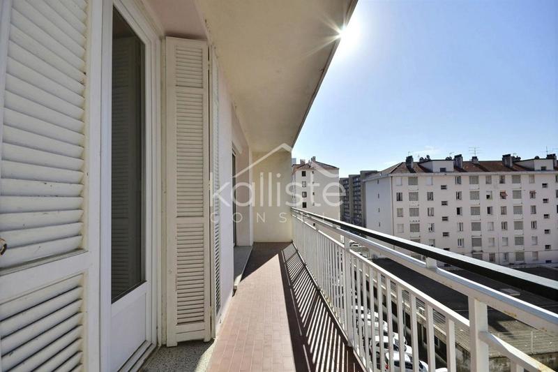 Appartement - 66 m² - 3 pièces