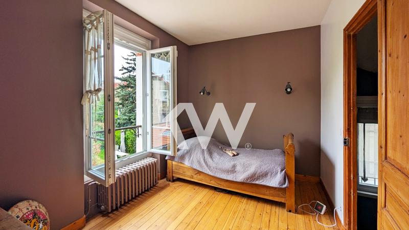 Maison - 118 m² - 7 pièces