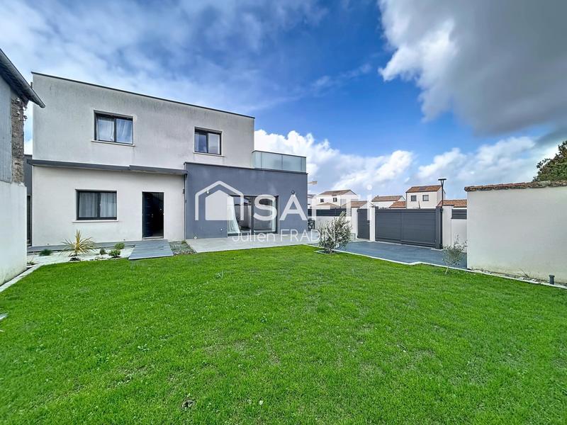 Maison - 160 m² - 6 pièces