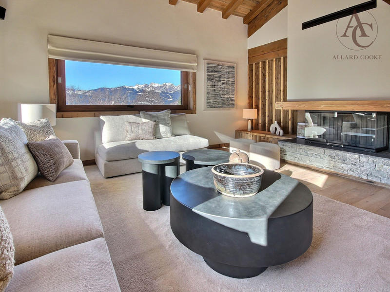 Châlet - 320 m² - 9 pièces