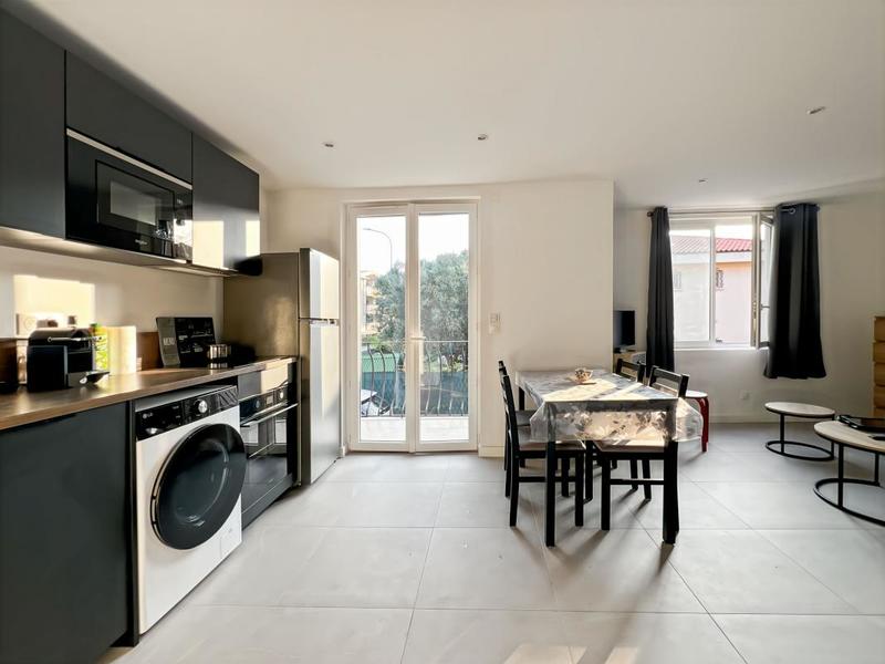 Appartement - 43 m² - 2 pièces