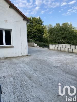 Maison - 200 m² - 7 pièces
