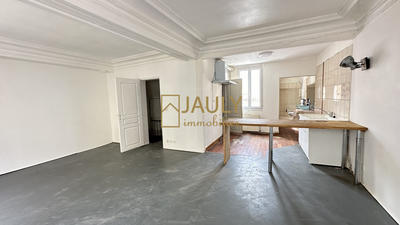 Local commercial - 200 m² - 5 pièces