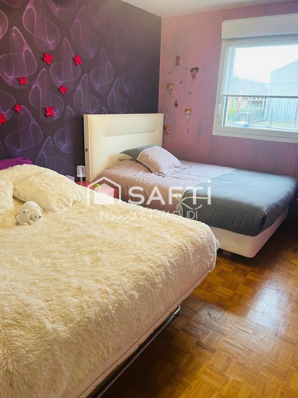 Maison - 90 m² - 4 pièces