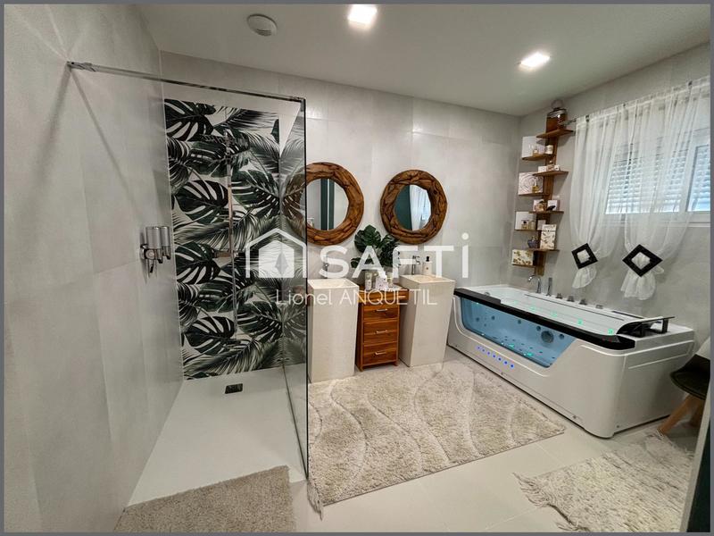 Maison - 125 m² - 4 pièces