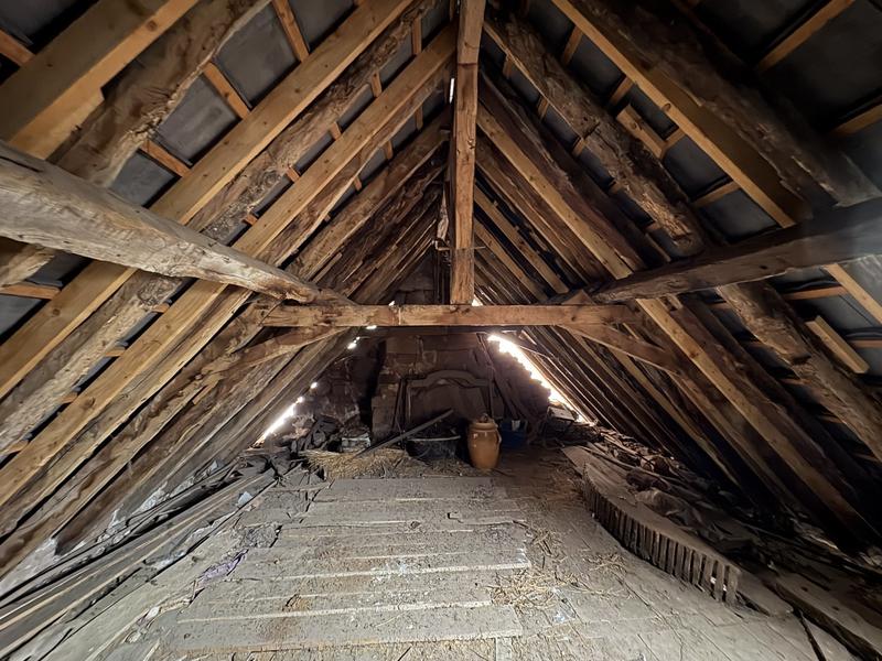 Maison ancienne - 160 m² - 3 pièces