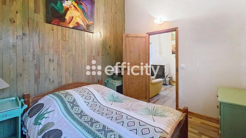 Mas - 300 m² - 11 pièces