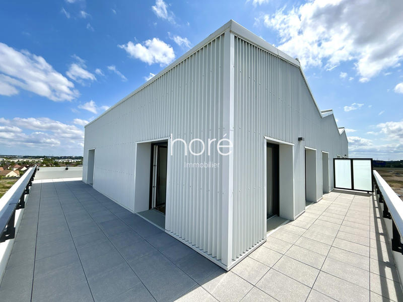 Appartement - 90 m² - 4 pièces