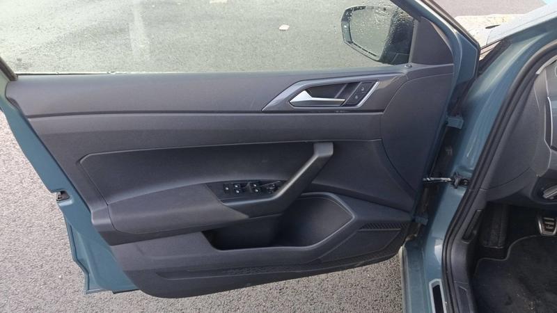 Volkswagen Polo VI 1.0 80 Iq.Drive