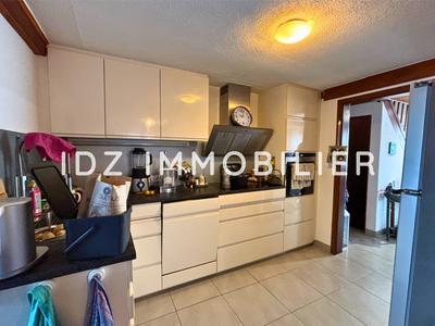 Maison - 167 m² - 8 pièces