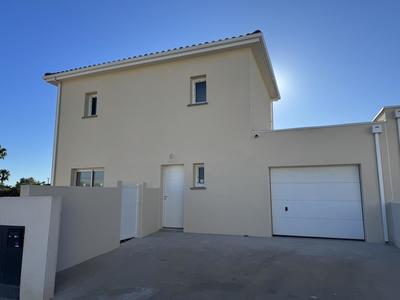 Maison - 103 m² - 4 pièces