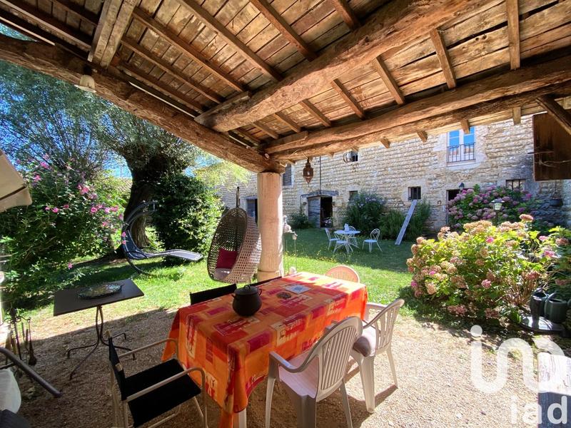 Maison - 513 m² - 15 pièces