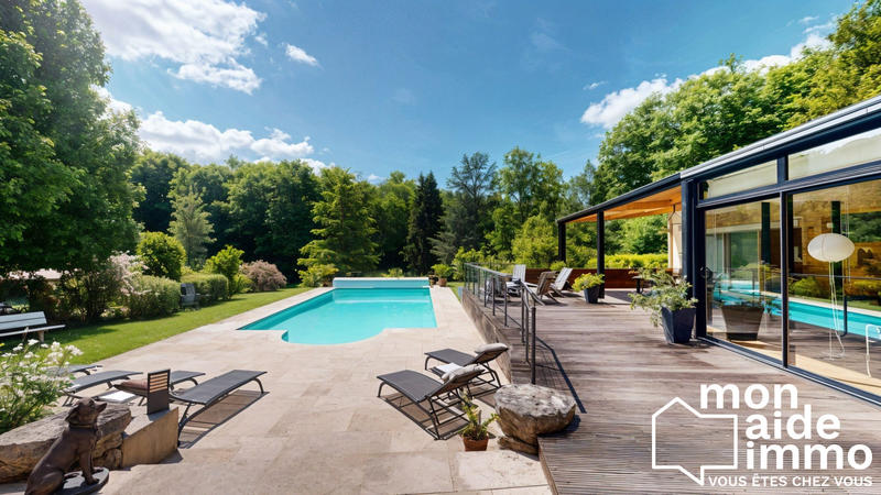 Maison ancienne - 275 m² - 7 pièces