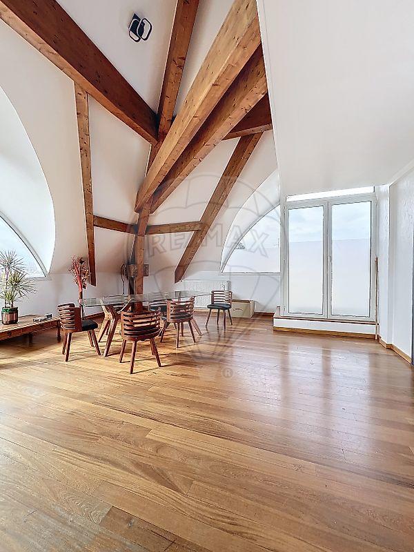 Appartement - 130 m² - 5 pièces