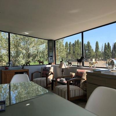 Maison - 1 745 m² - 50 pièces