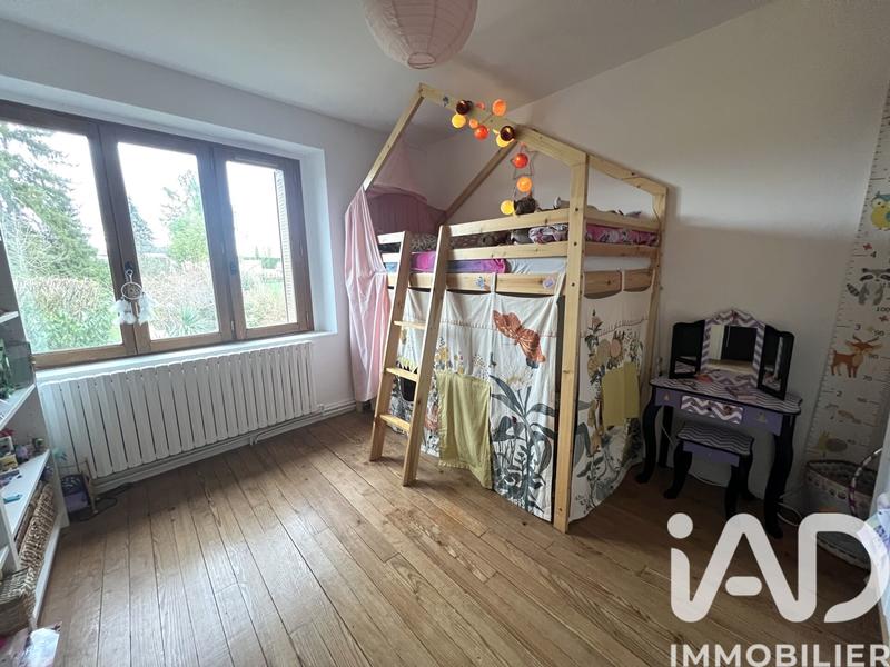 Maison - 230 m² - 7 pièces