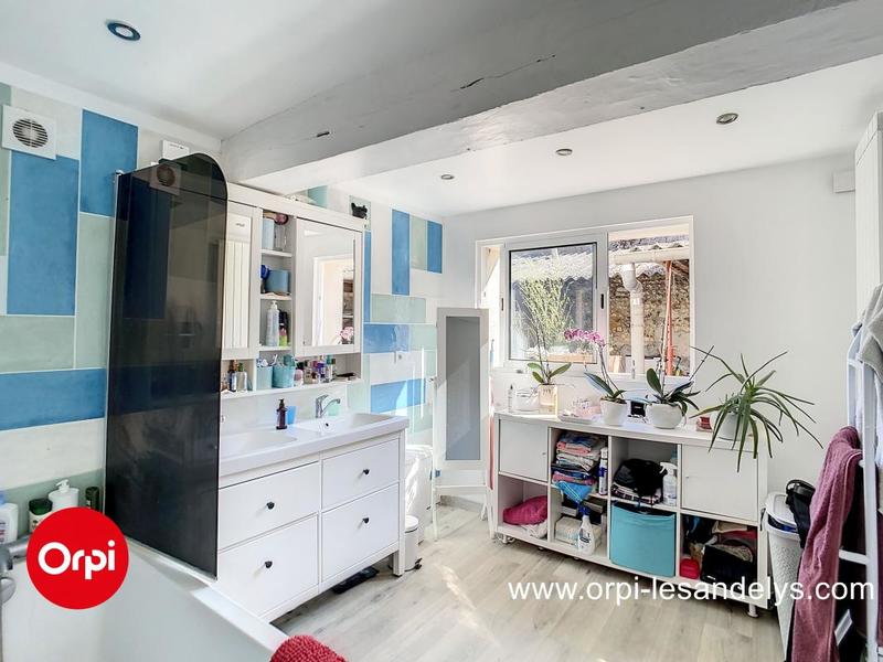 Maison - 210 m² - 8 pièces