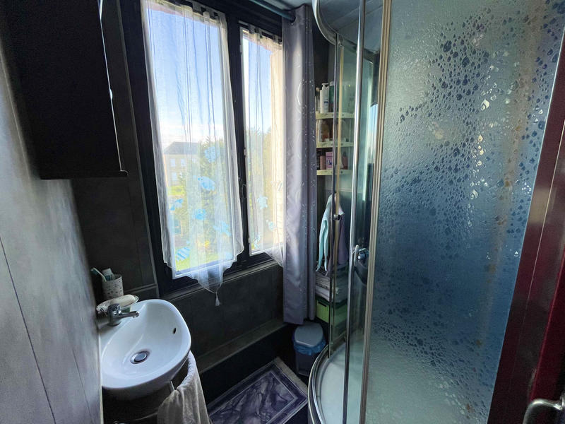 Maison - 276 m² - 5 pièces