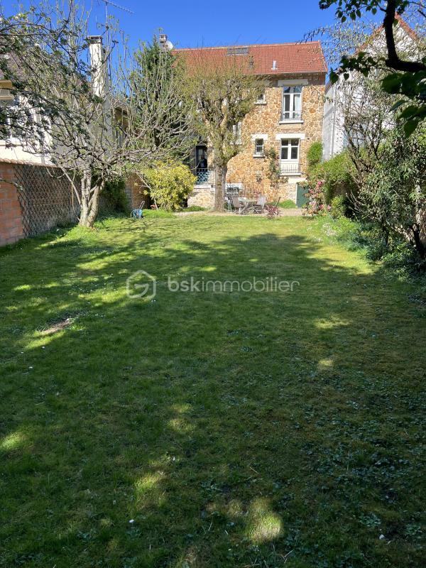 Maison - 150 m² - 7 pièces