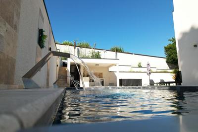 Maison - 226 m² - 6 pièces