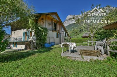 Maison - 111 m² - 6 pièces