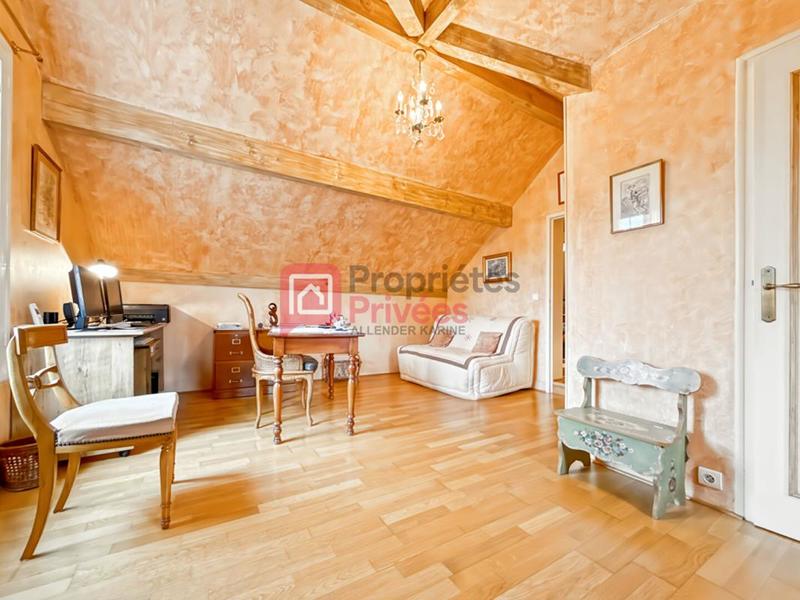 Maison - 160 m² - 5 pièces