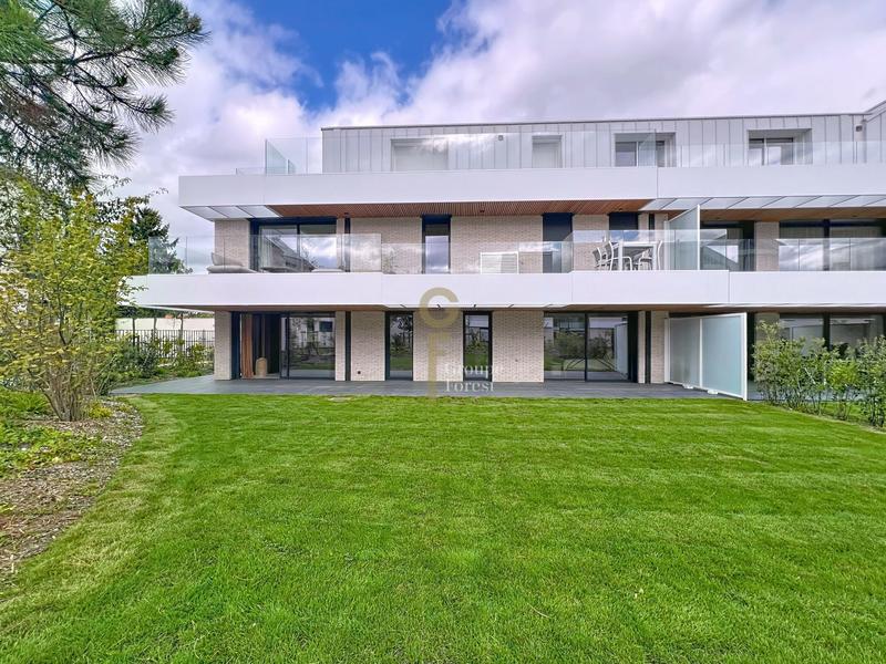 Appartement - 153 m² - 4 pièces