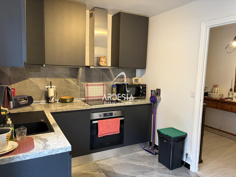 Appartement - 85 m² - 4 pièces