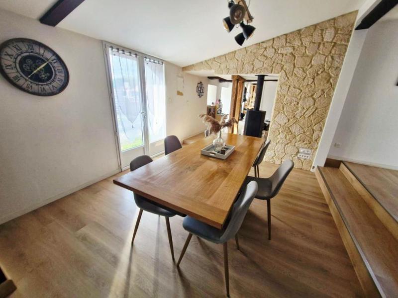 Maison en pierre - 130 m² - 5 pièces