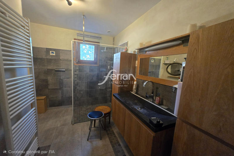 Maison - 140 m² - 5 pièces