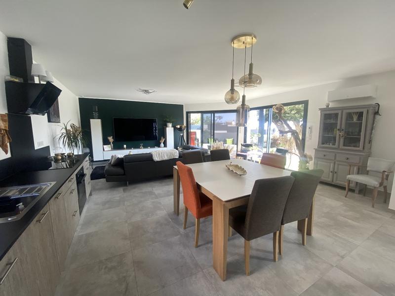 Maison - 107 m² - 5 pièces