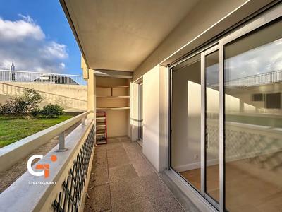 Appartement - 106 m² - 5 pièces