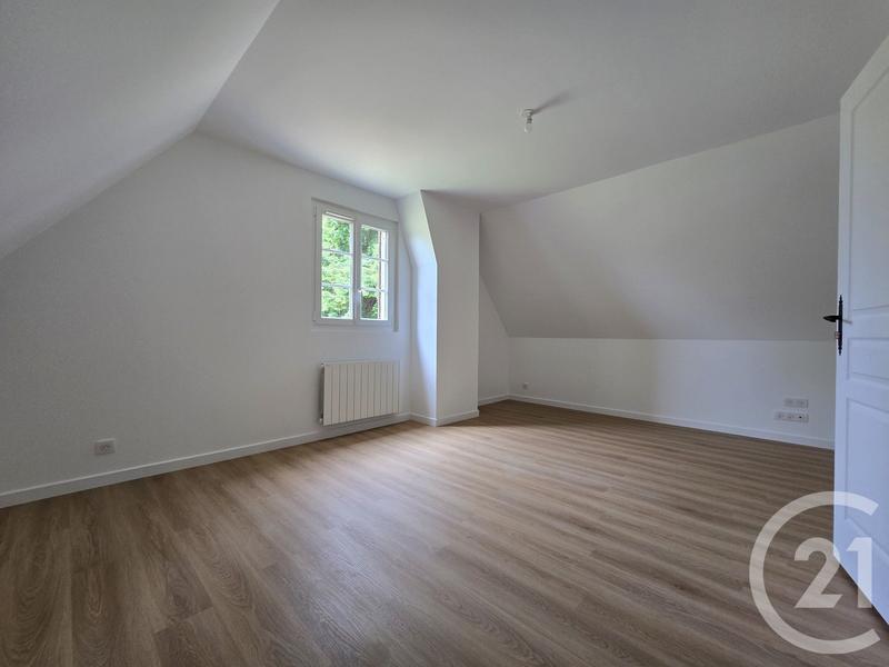 Maison - 197 m² - 9 pièces