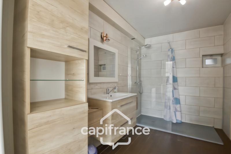 Maison - 161 m² - 7 pièces